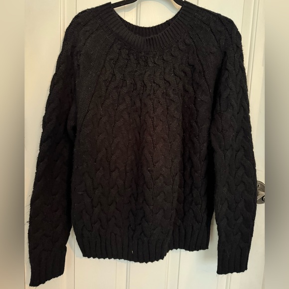 Neiman Marcus women’s black cable knit sweater, great condition. Size L - Picture 1 of 3